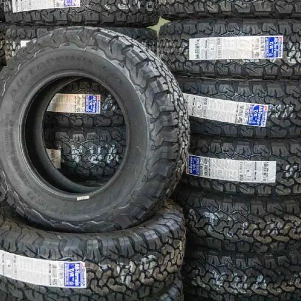 BF Goodrich All Terrain 235/75r15